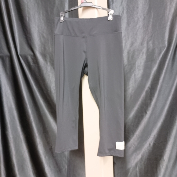 Calvin Klein Black Leggings with Stretchy Fabric and Wide Waistband - Picture 1 of 15